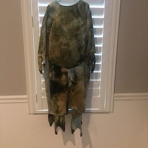 dinosaurs costume high quality! size 4/6 years old